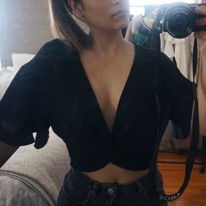 Black twist front crop top